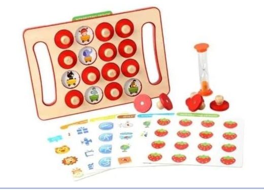 Tablero de memorice con fichas rojas